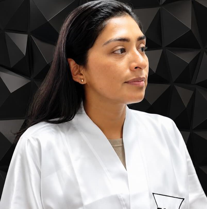 Profesional de Ego’s Salón & Spa en el salón