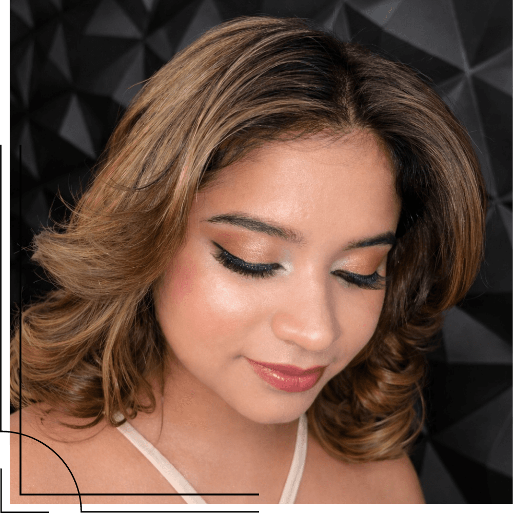 Coloración con reflejos y acabado con cuerpo